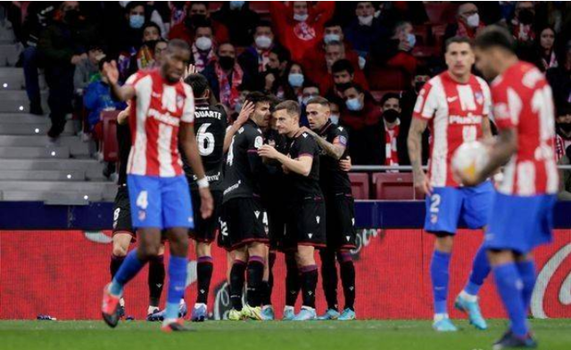  亚特兰大冷门爆冷，客场掀翻卫冕冠军