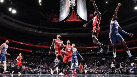  马赛德比战火星撞地球，传统豪强演绎进攻盛宴